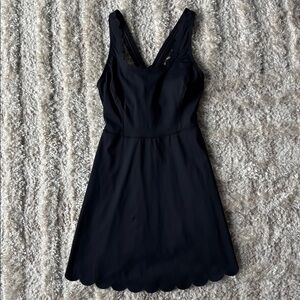 Attraco Black Scalloped Tennis Dress